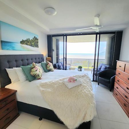 Cairns Luxury Seaview Apartment Exteriör bild
